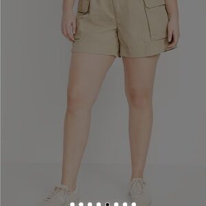 Women's Tan 5-inch Cargo Shorts